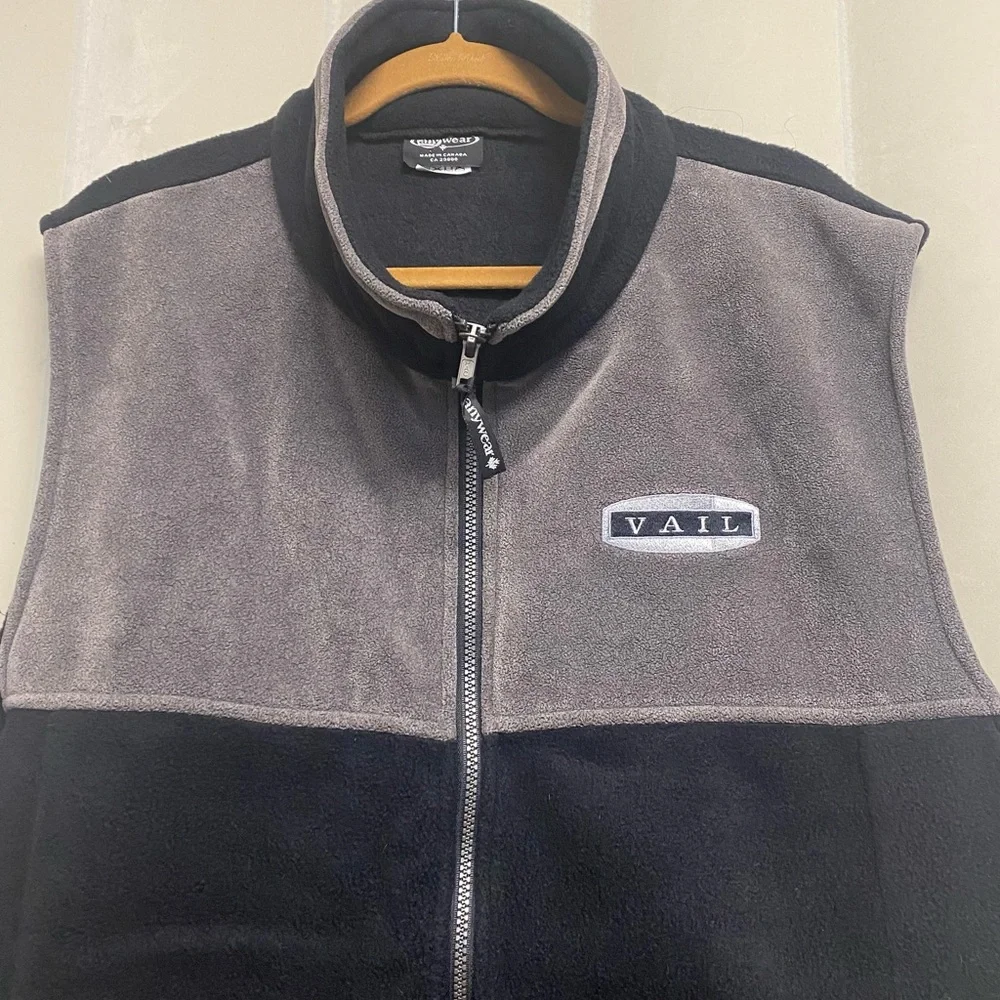 Anywear Men’s Vest XL-XXL Canada Vail Fleece Gorpcore Campcore Finance Bro